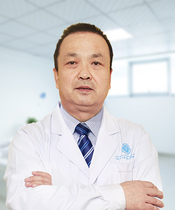 李崇英